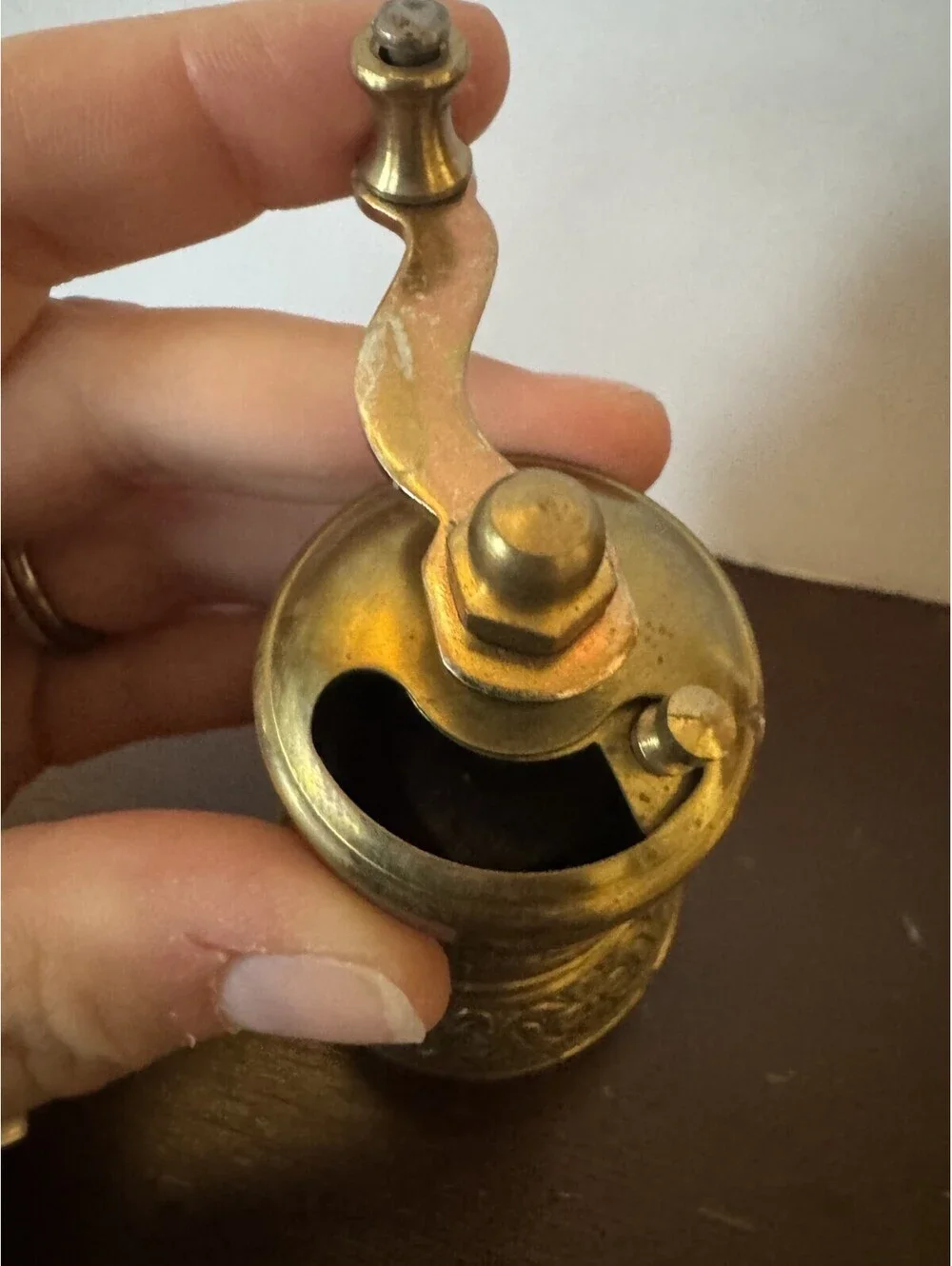 TARIHI Acar Brass Pepper/Spice Mill/ Grinder, Turkey, El Degirmenleri, (4''tall)